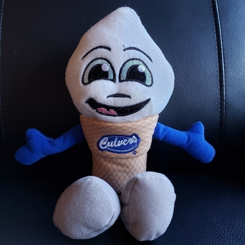 Culver's Restaurant Scoopie Plush Ice Cream Waffle Cone Stuffed Animal Toy 12”